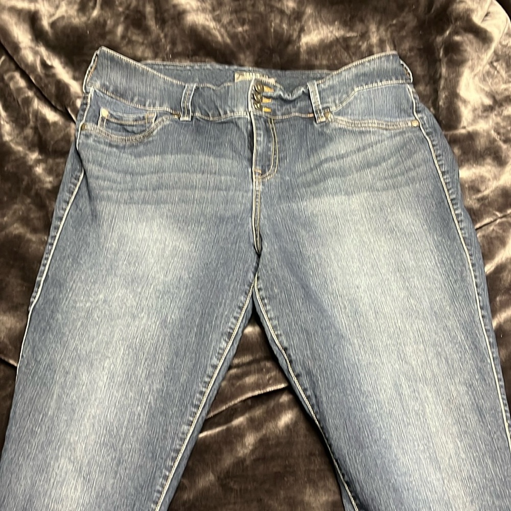 Torrid feel the fit jegging 18R
